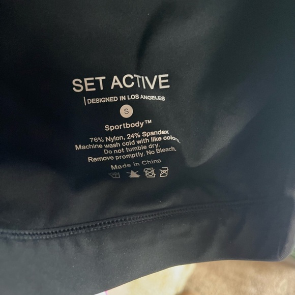 SET Active Top - Picture 5 of 6